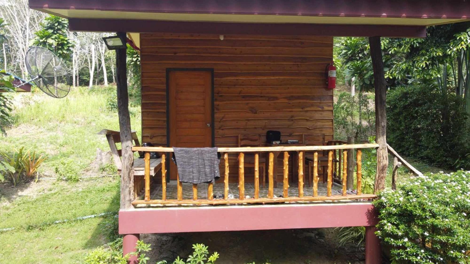 Baan Panseng Bungalow Ko Kut ภายนอก รูปภาพ
