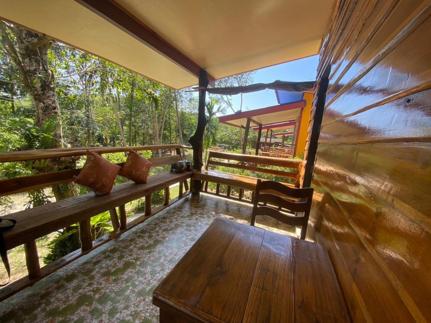 Baan Panseng Bungalow Ko Kut ภายนอก รูปภาพ