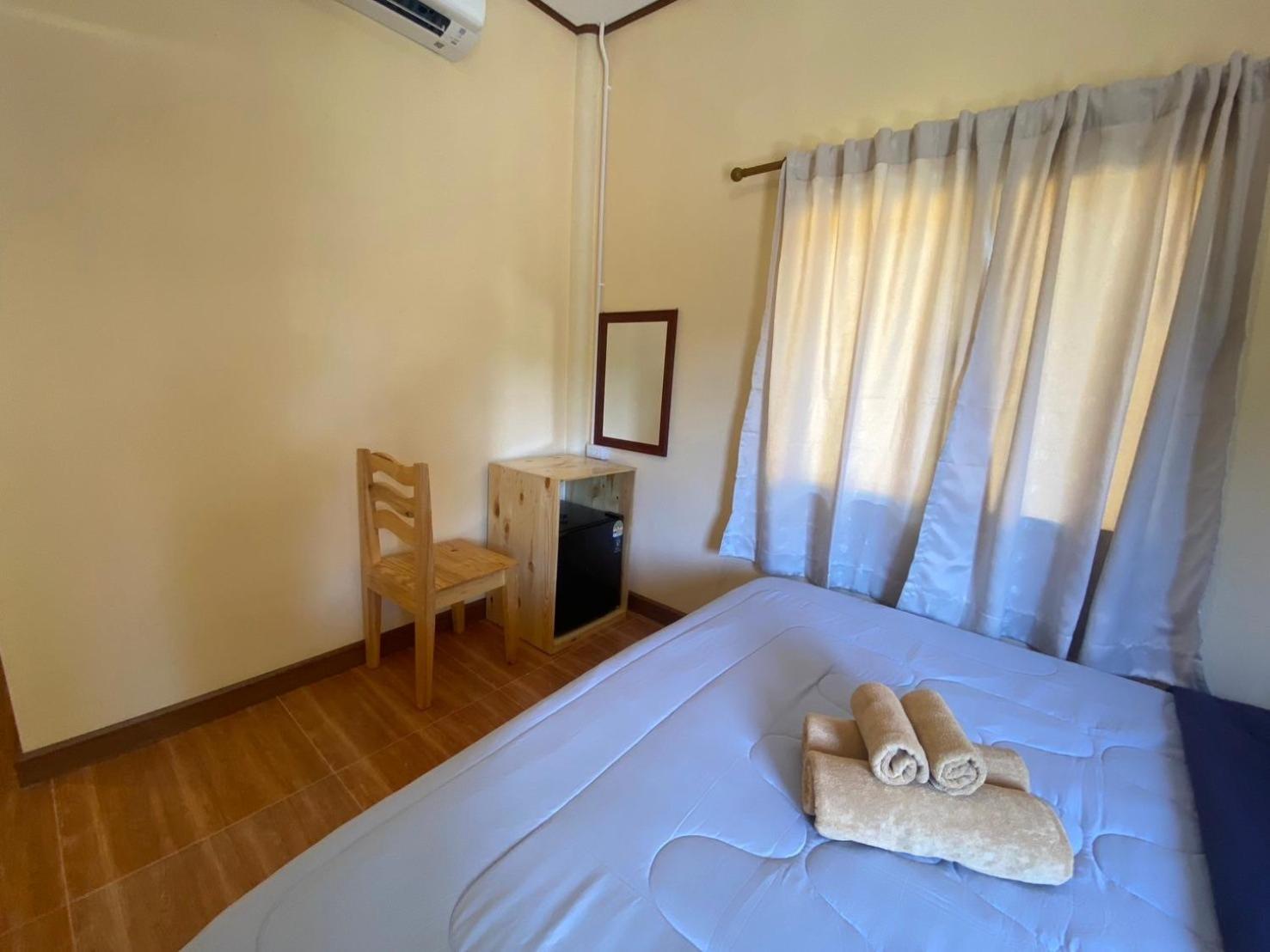 Baan Panseng Bungalow Ko Kut ภายนอก รูปภาพ