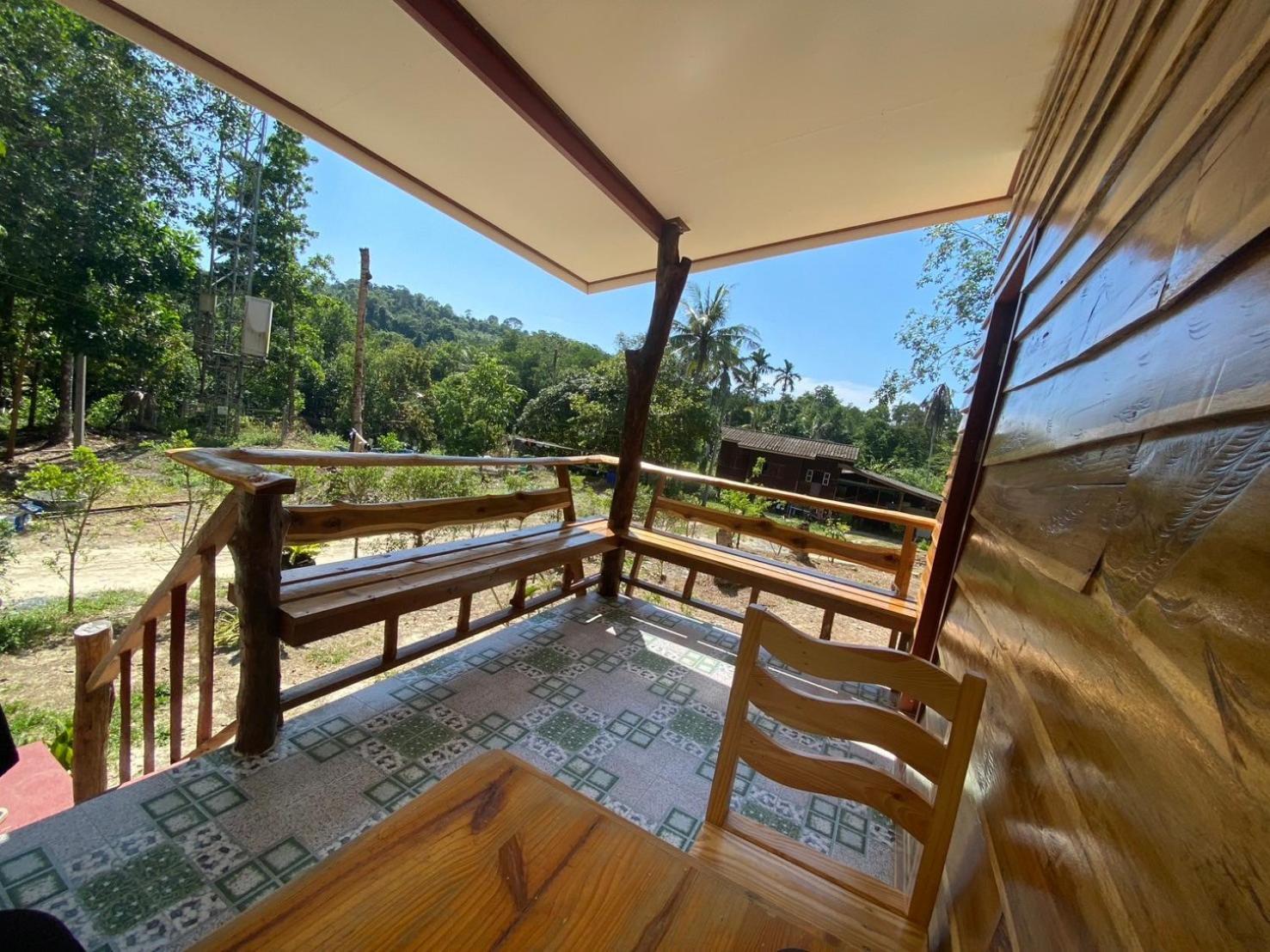Baan Panseng Bungalow Ko Kut ภายนอก รูปภาพ