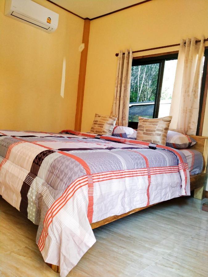 Baan Panseng Bungalow Ko Kut ภายนอก รูปภาพ